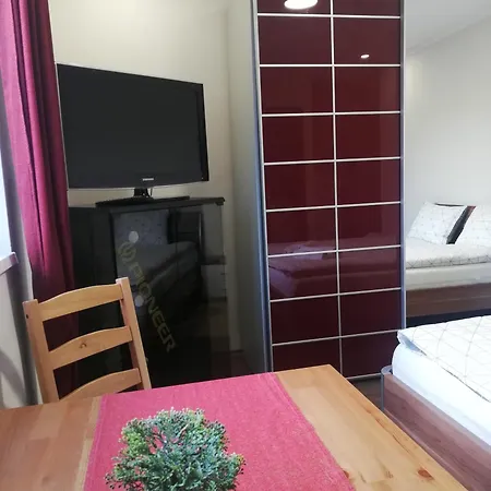 Napola Apartament *